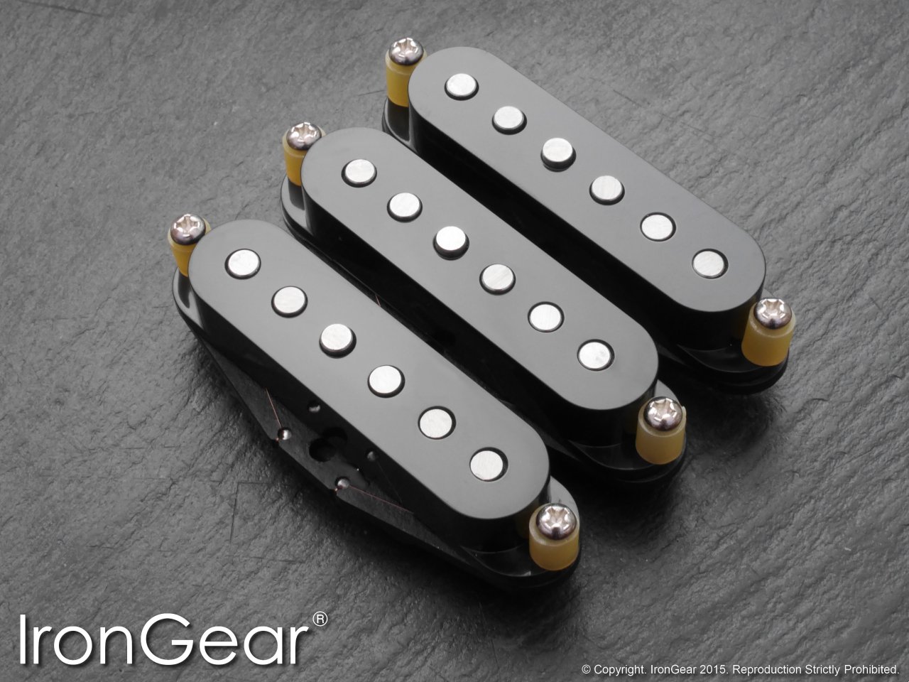 IronGear Pig Iron Stratocaster pickup set, black covers